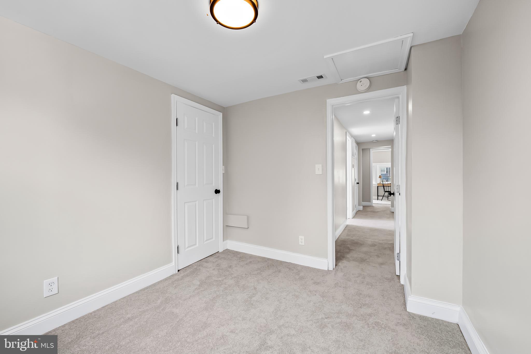 1402 W Old Cold Spring Ln