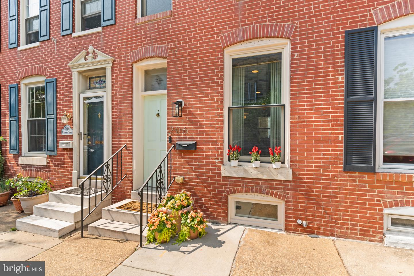 206 E Randall St