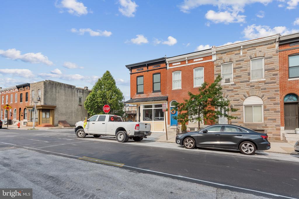 148 S East Ave