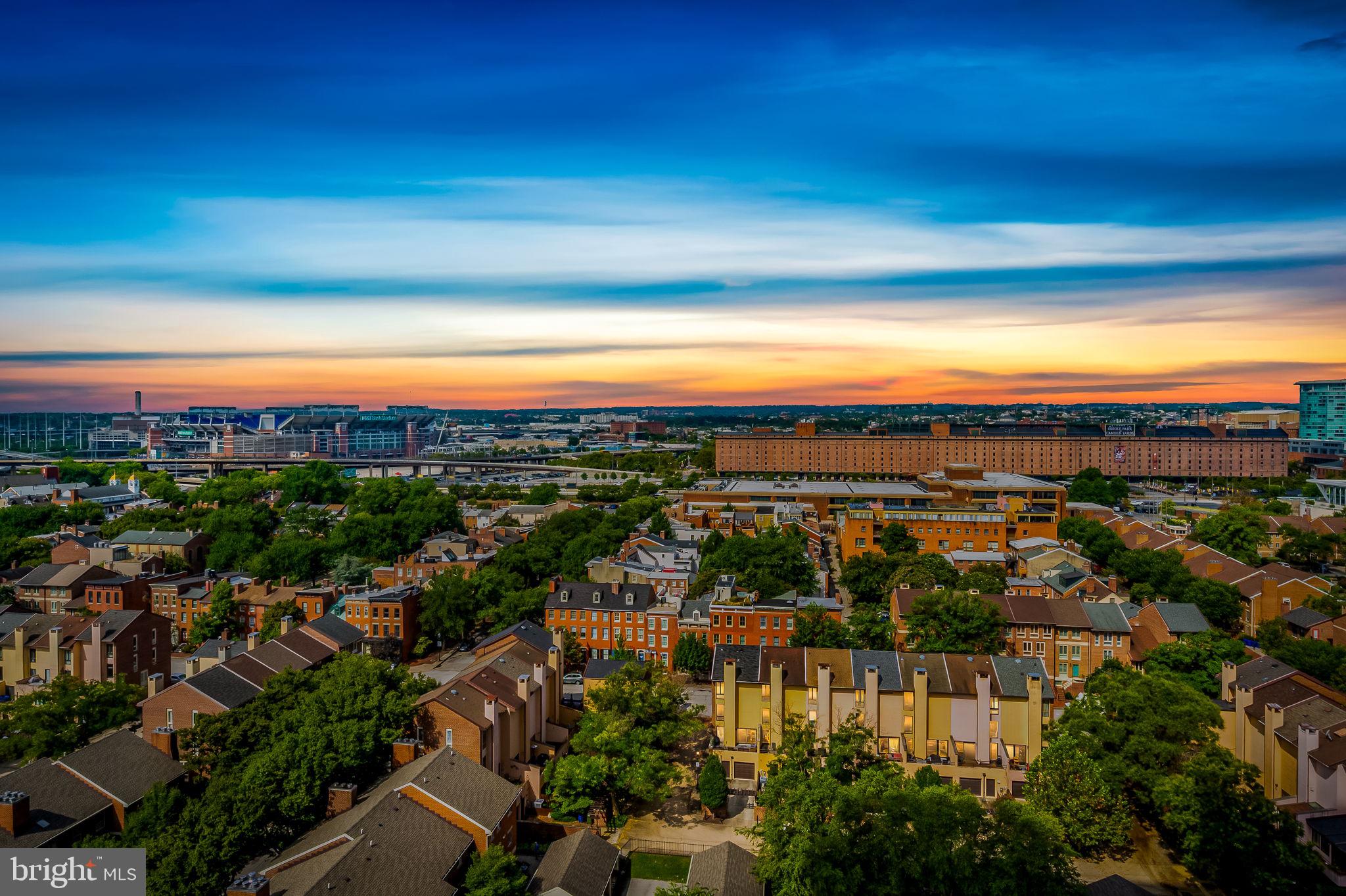 10 E Lee St #1209