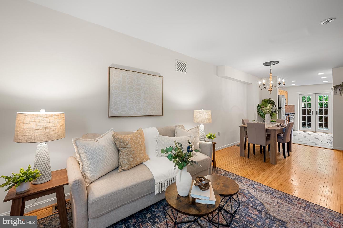 120 W Montgomery St