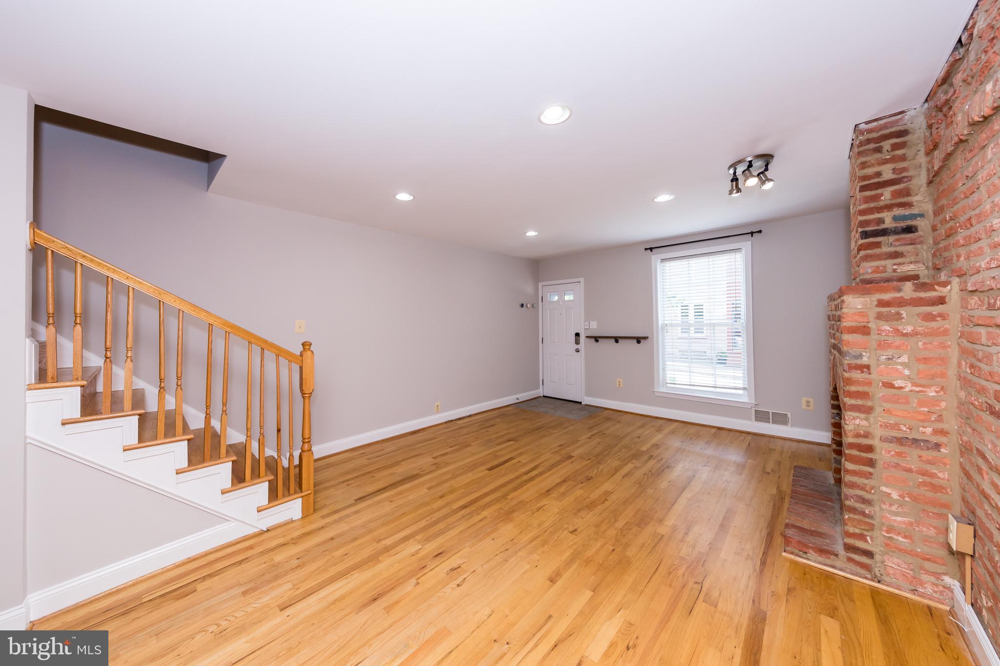 928 S BOULDIN STREET