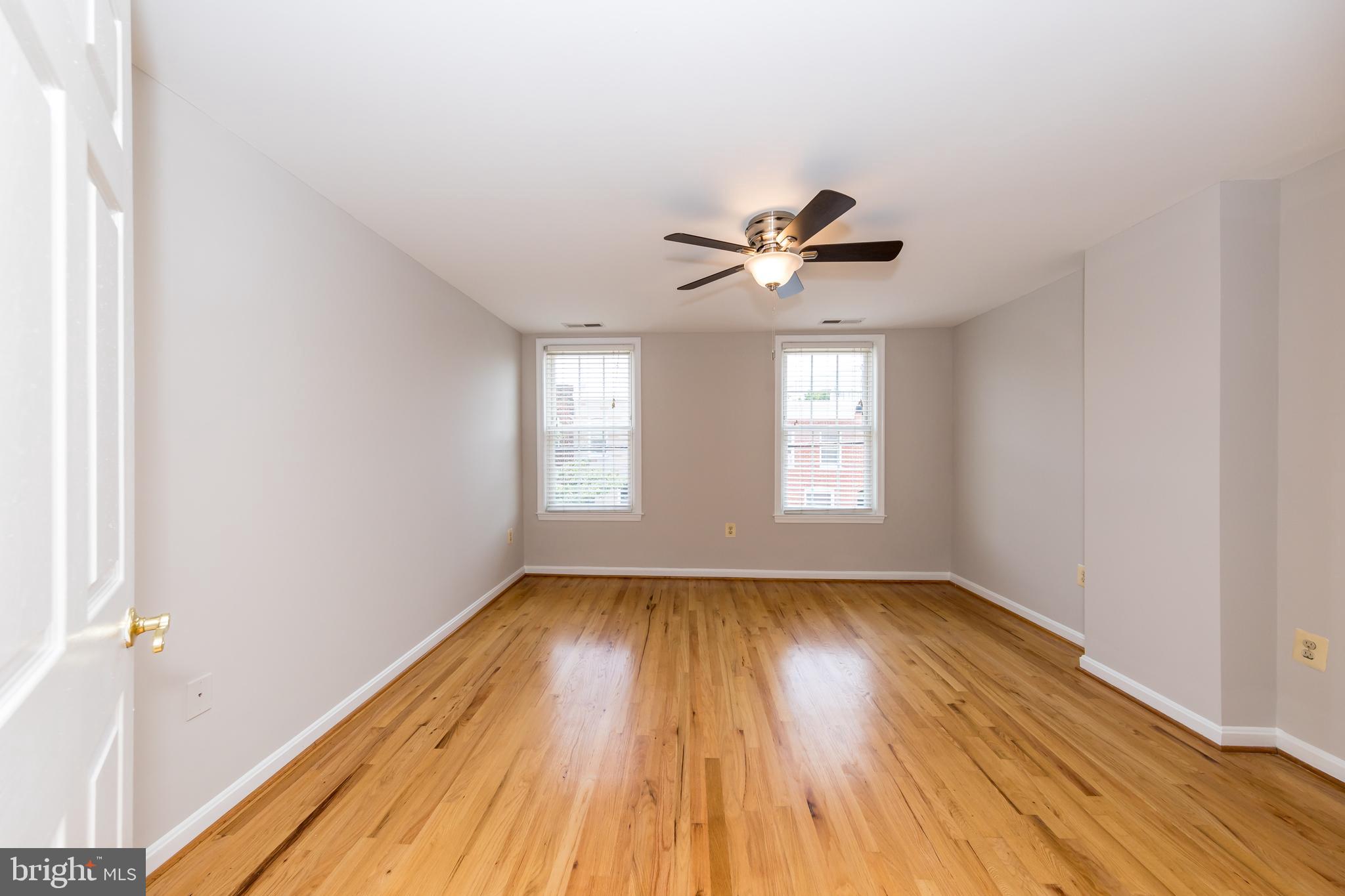 928 S BOULDIN STREET