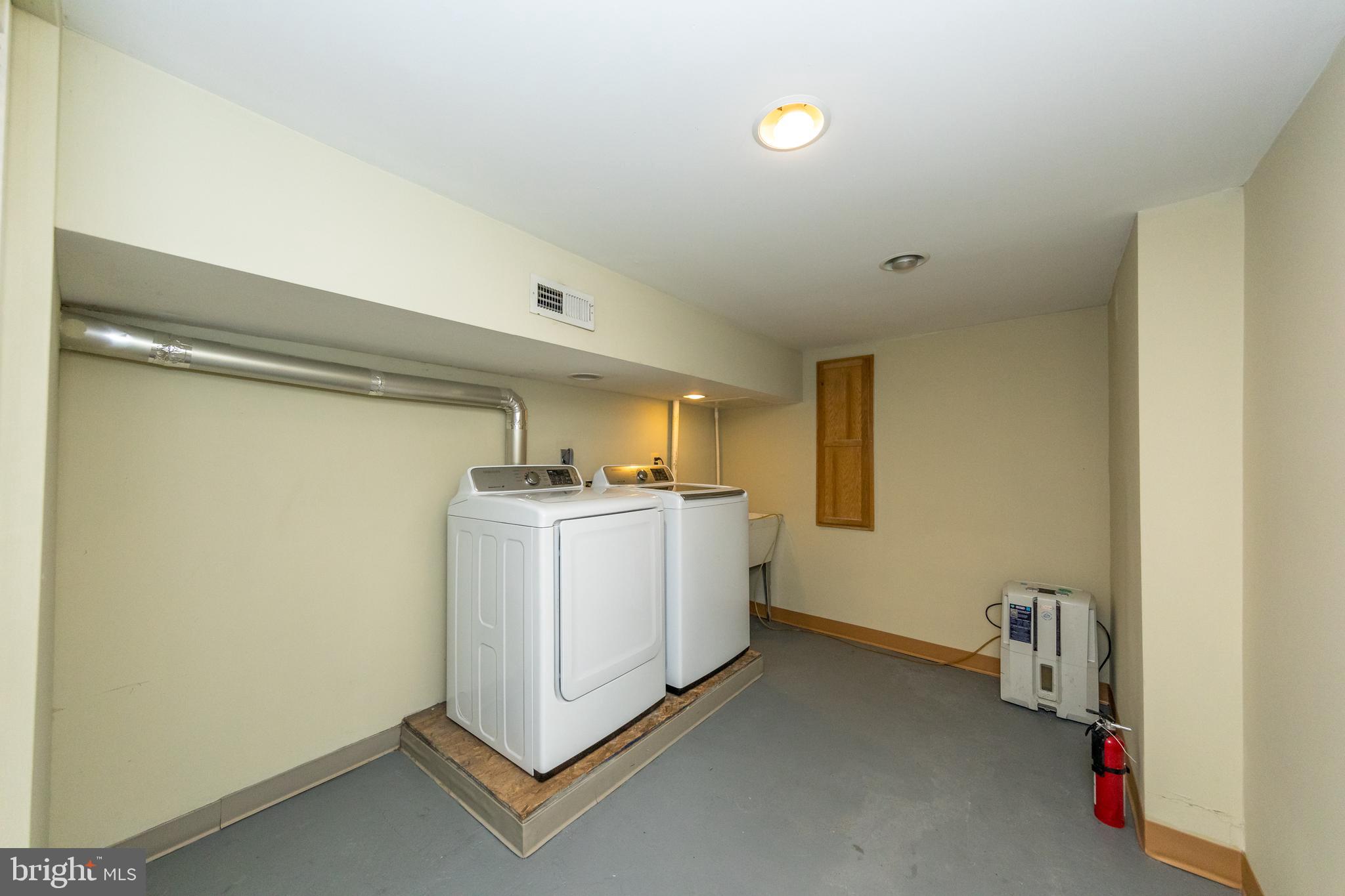 928 S BOULDIN STREET