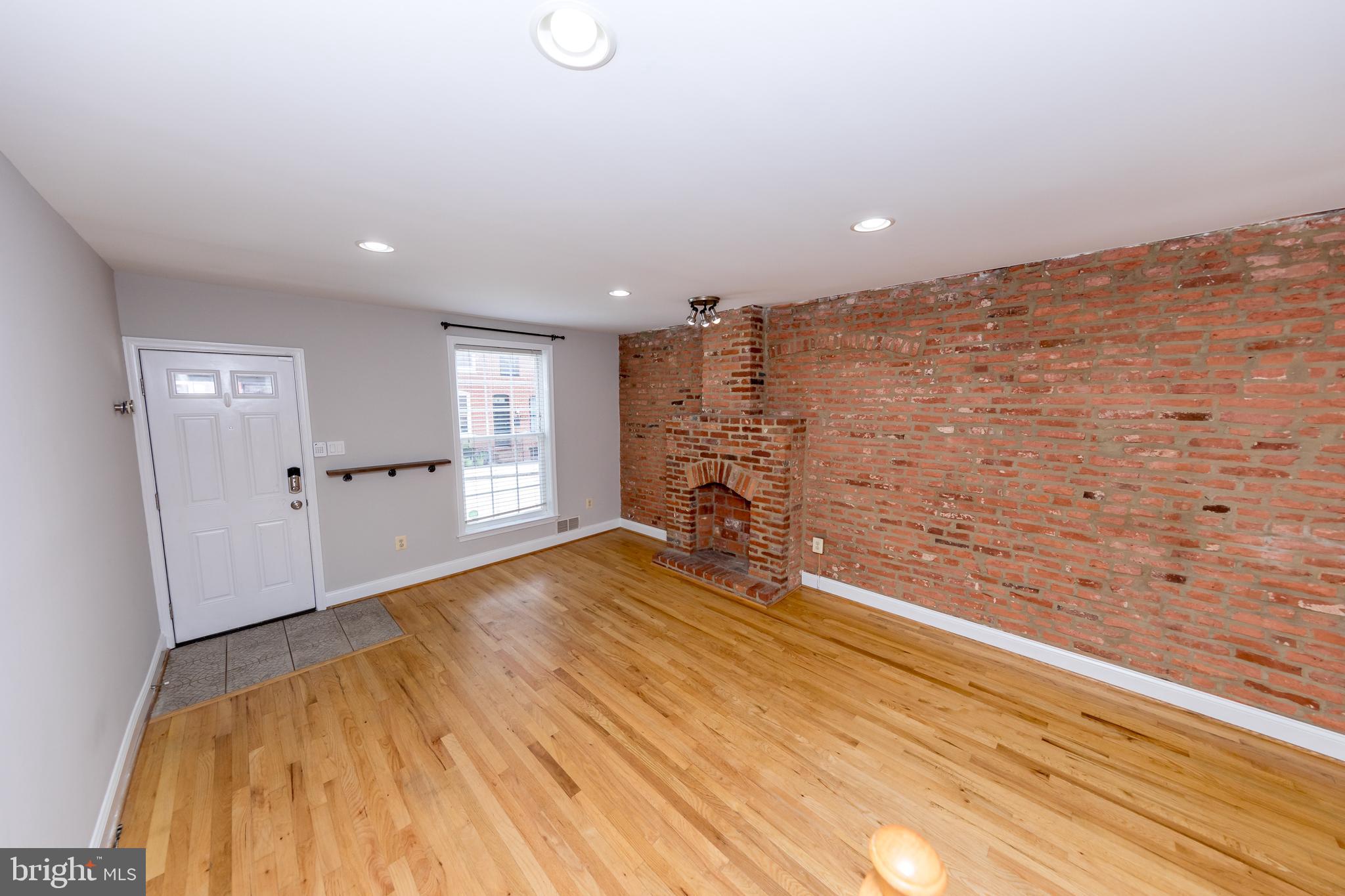 928 S BOULDIN STREET