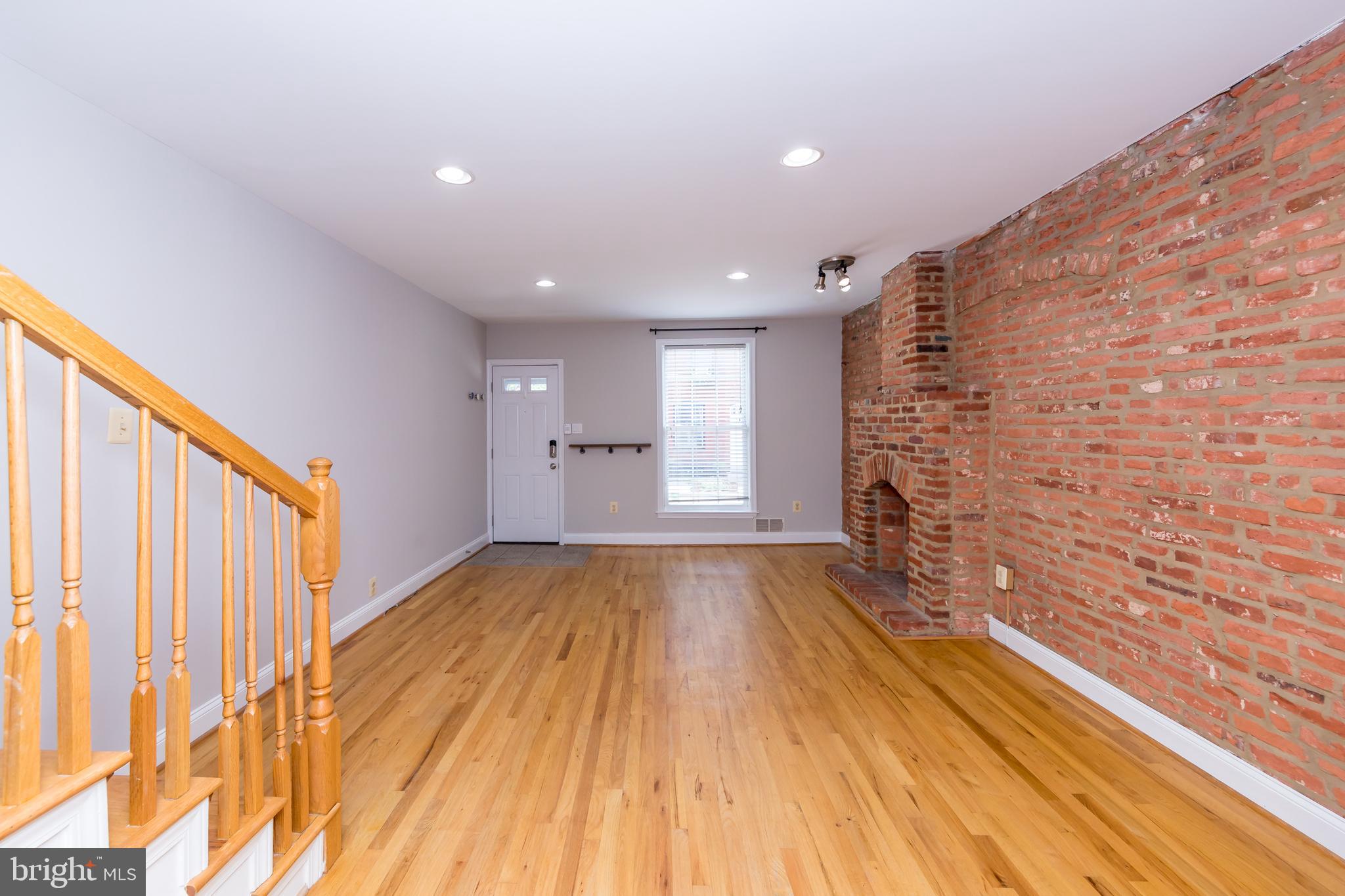 928 S BOULDIN STREET