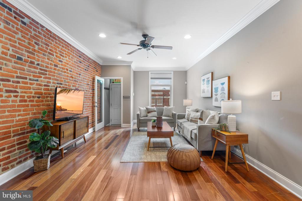 3426 FAIT AVENUE