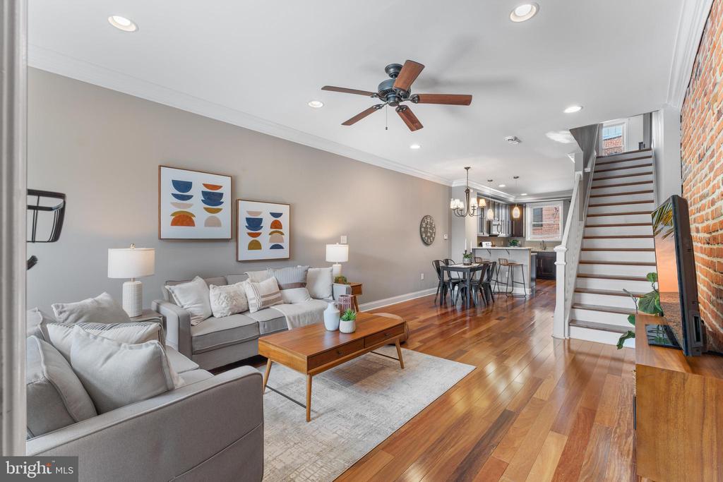3426 FAIT AVENUE
