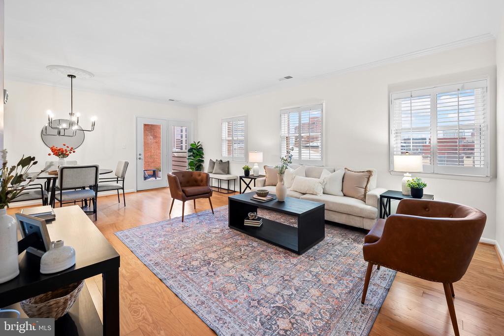 123 W BARRE ST W #402