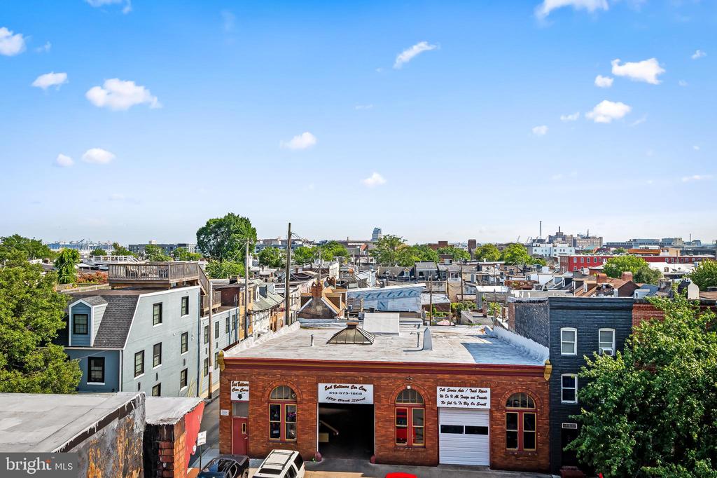 1808 BANK STREET