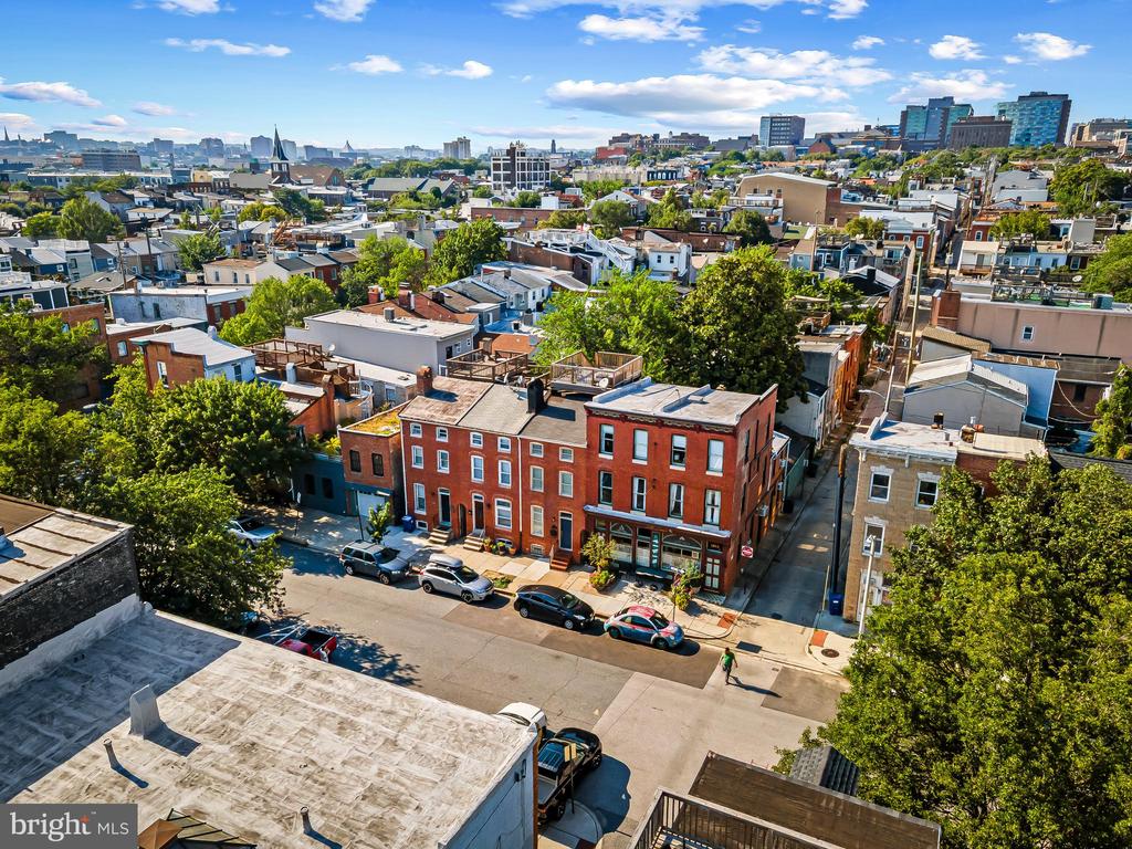 1808 BANK STREET