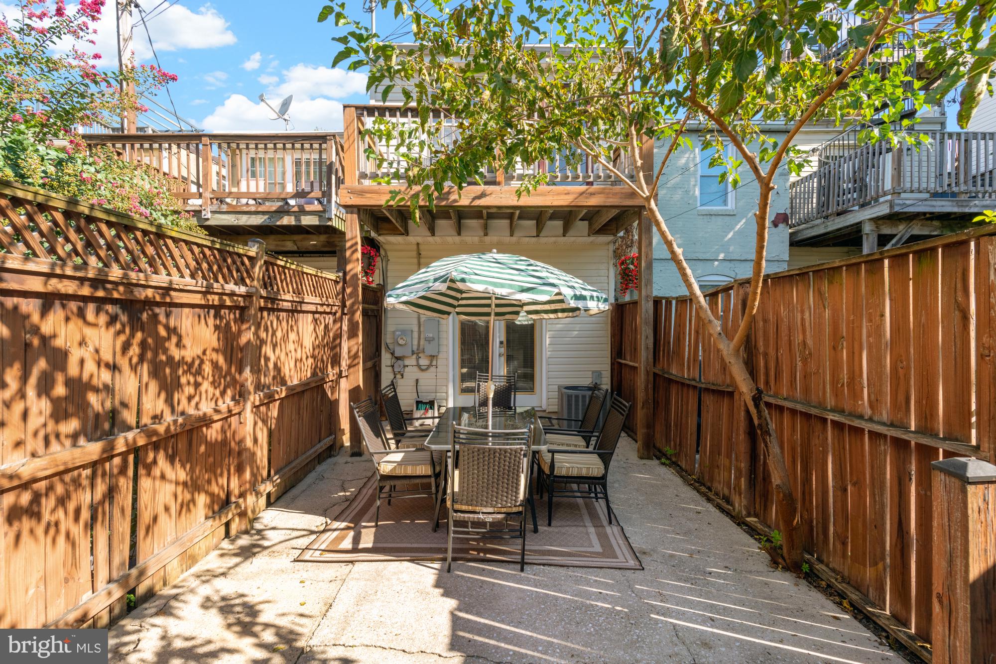 37 E RANDALL STREET