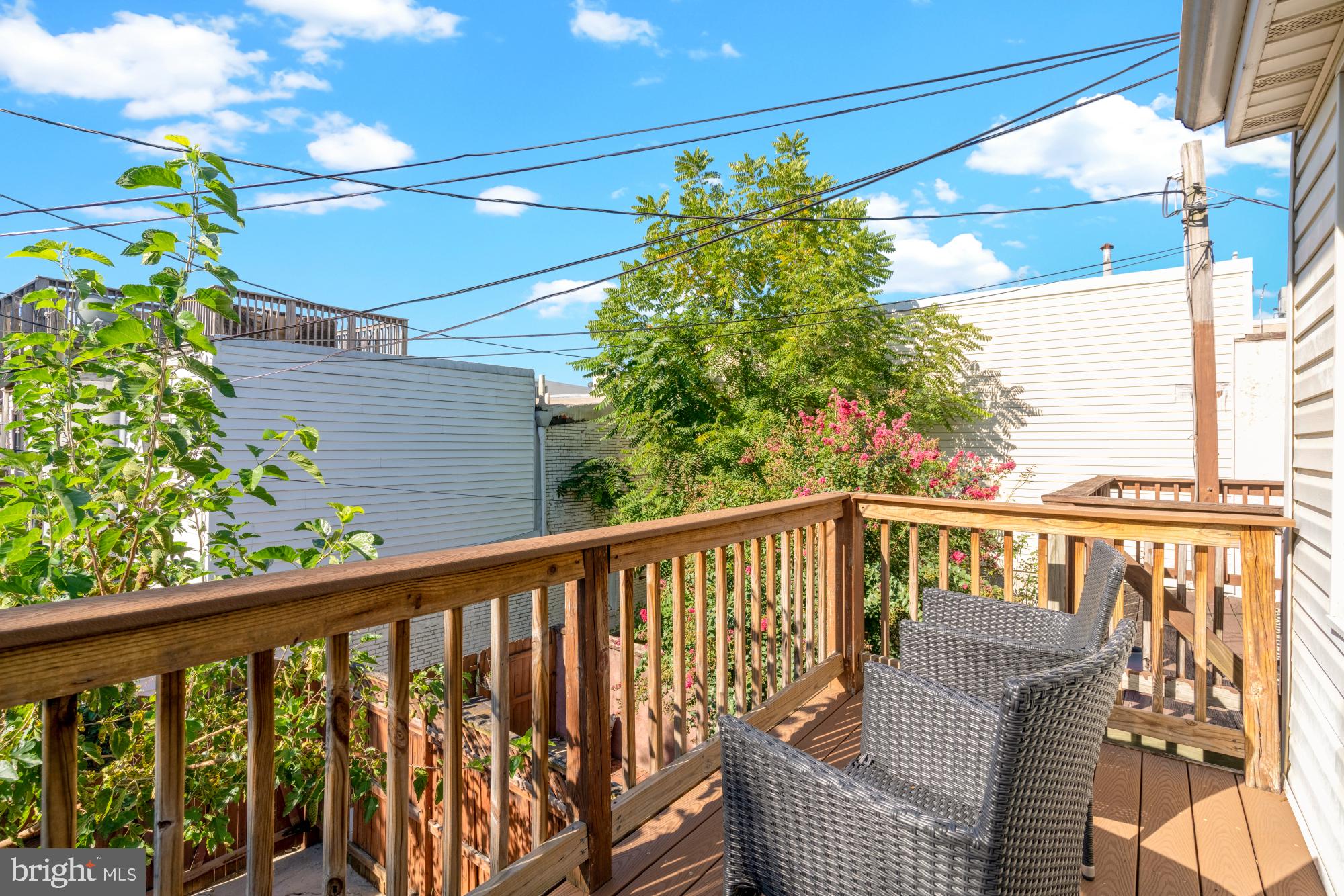 37 E RANDALL STREET
