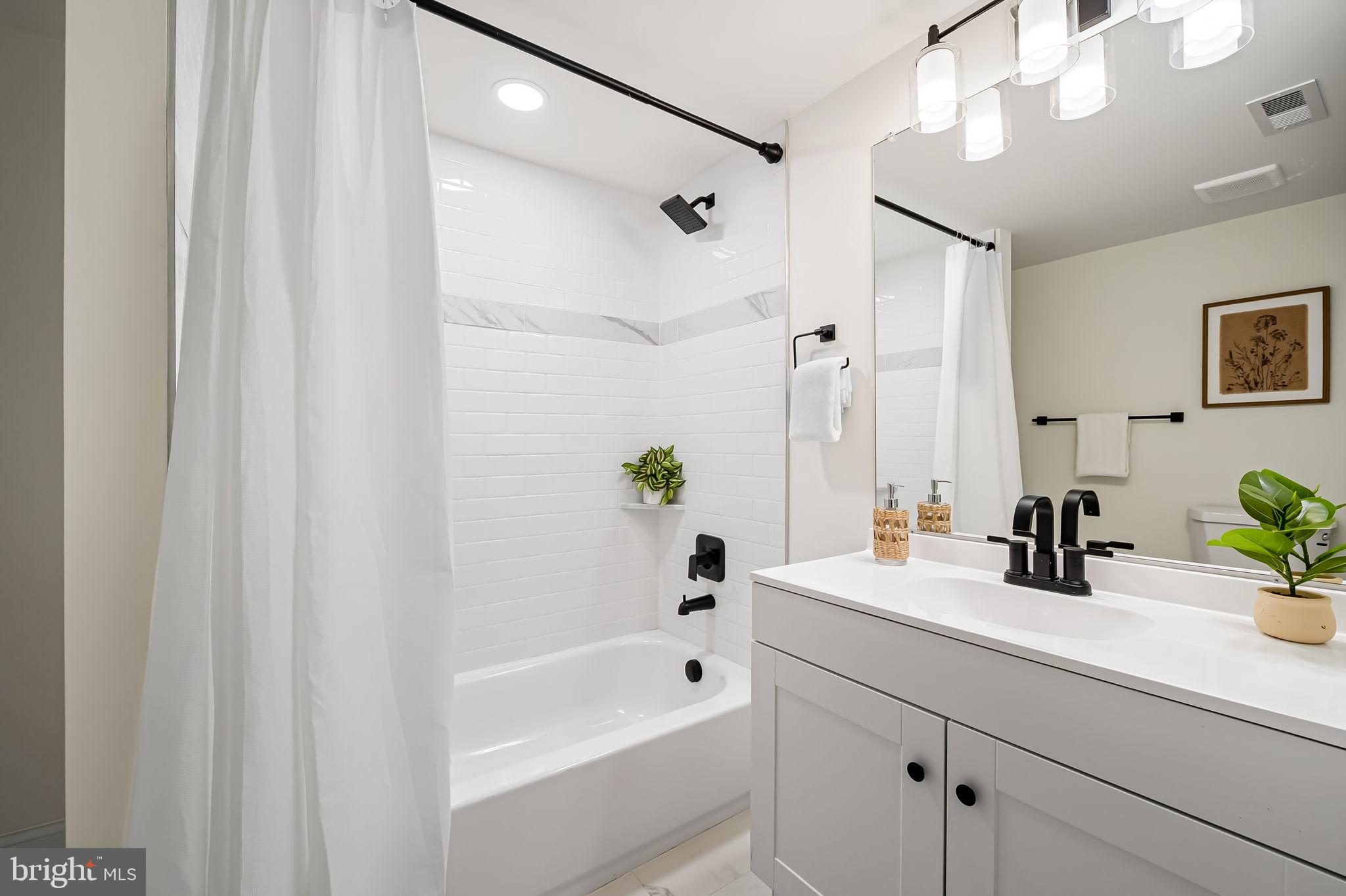 1724 S HANOVER STREET