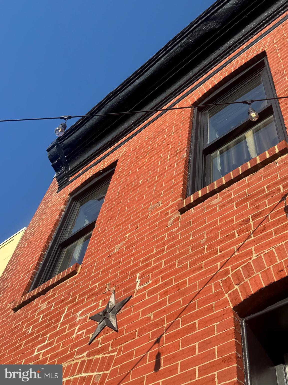15 DECKER AVENUE