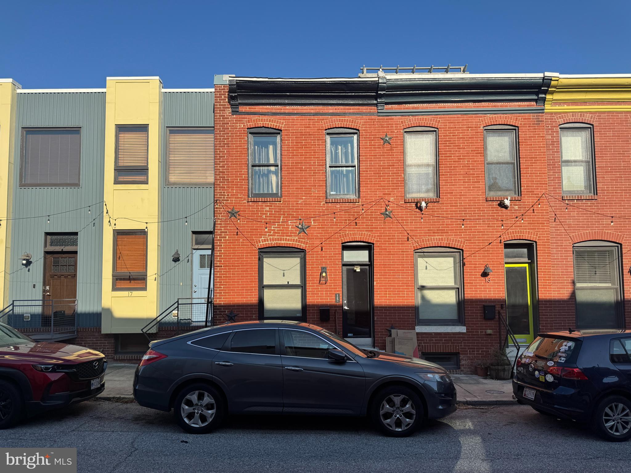 15 DECKER AVENUE