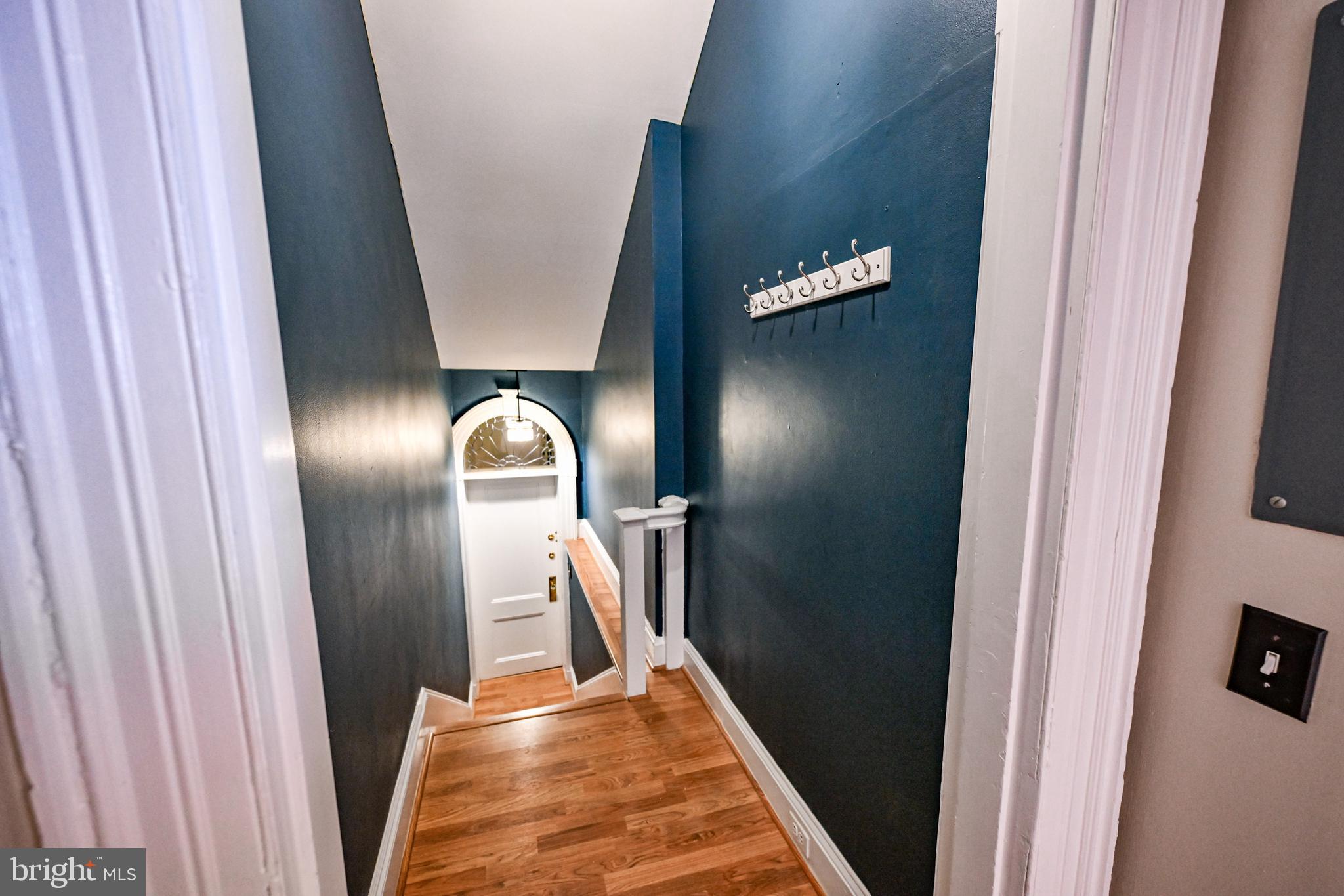10 W MADISON STREET 21