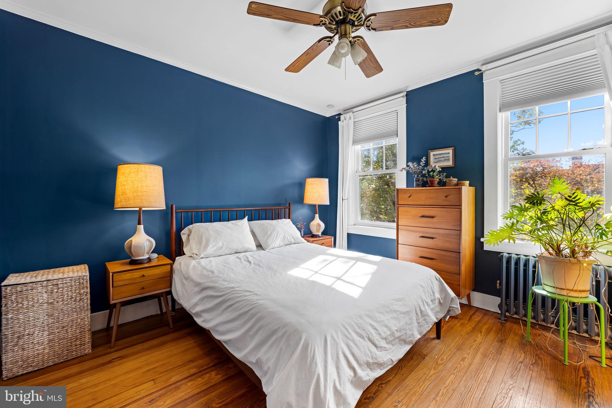 2917 CRESMONT AVENUE