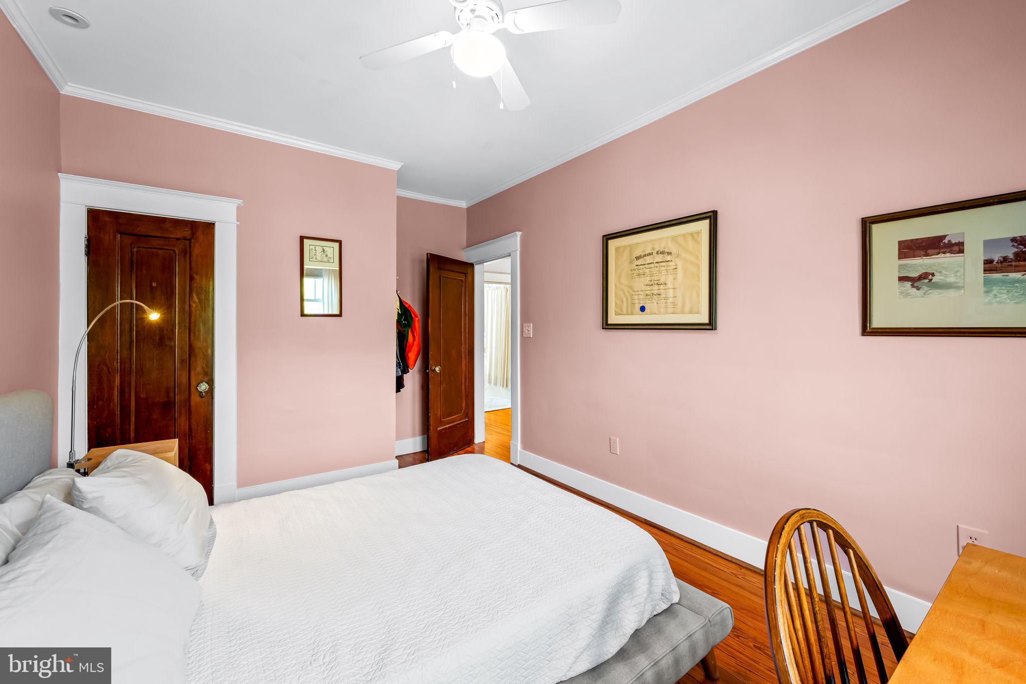 2917 CRESMONT AVENUE