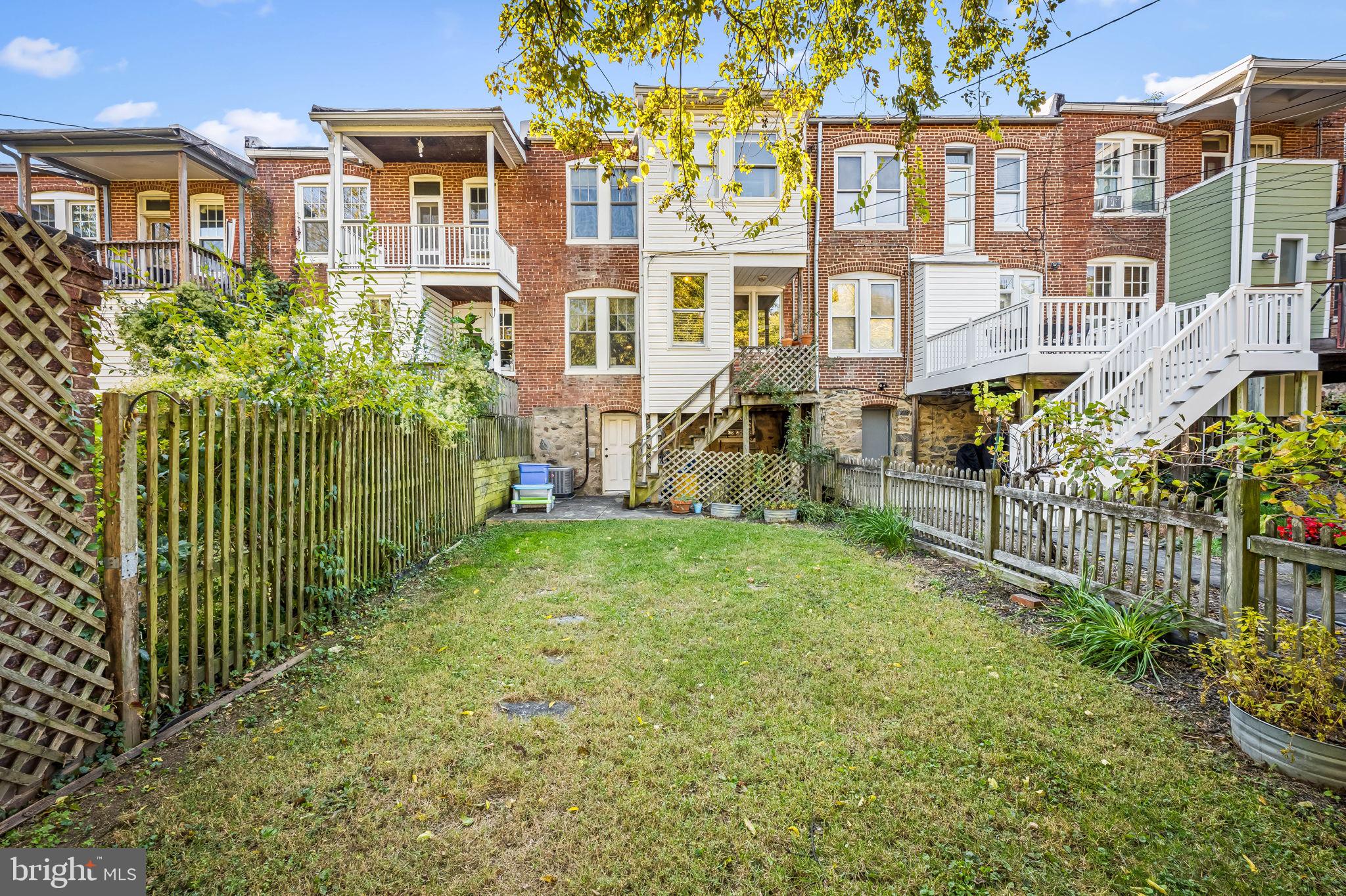 2917 CRESMONT AVENUE