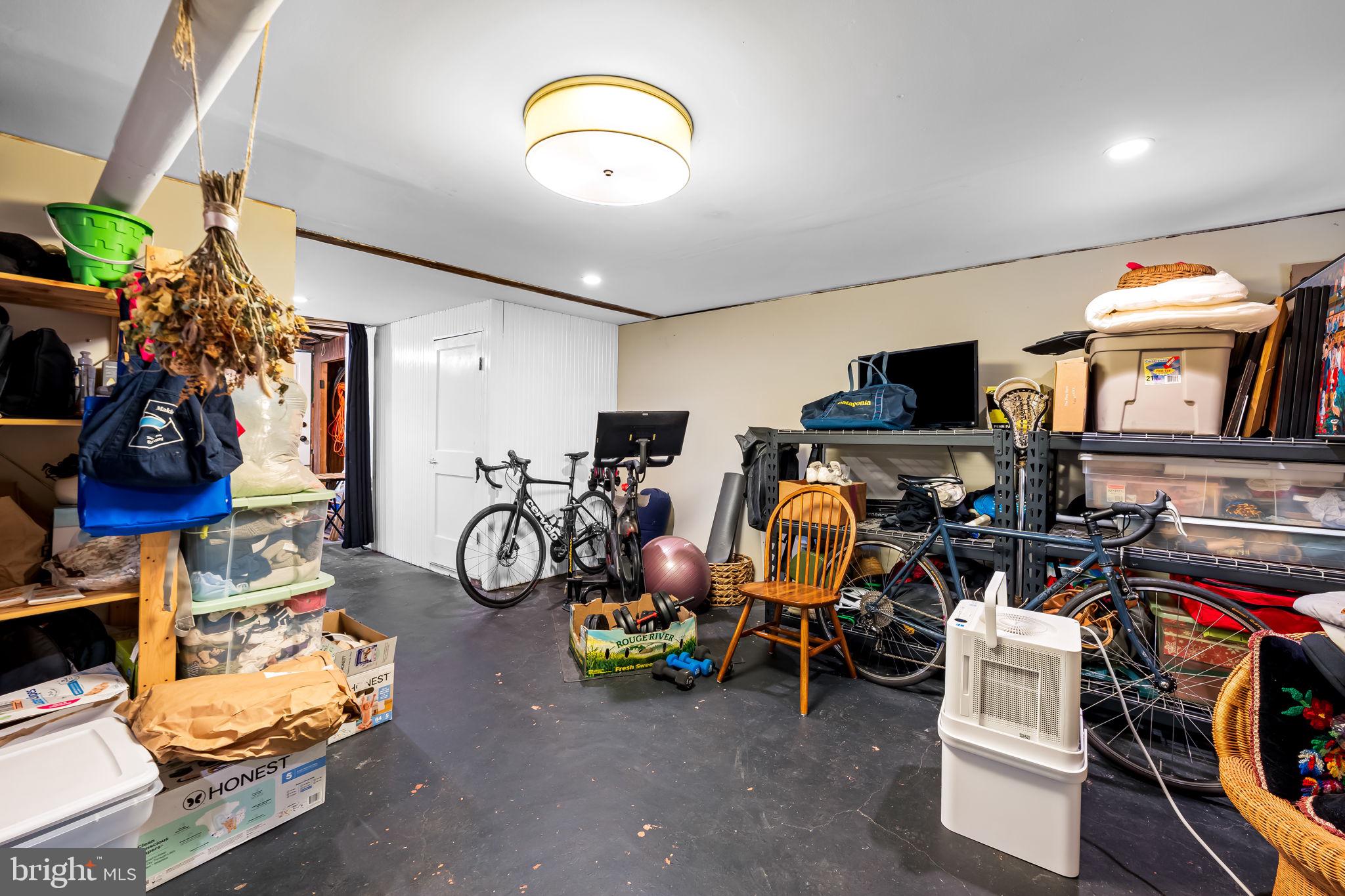 2917 CRESMONT AVENUE