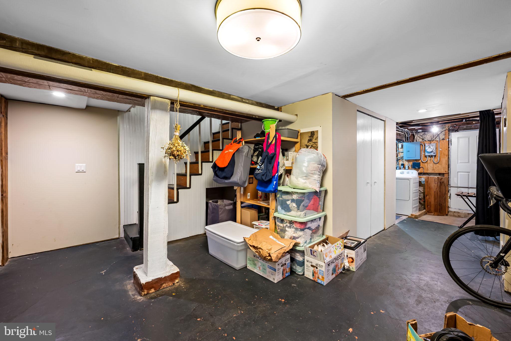 2917 CRESMONT AVENUE