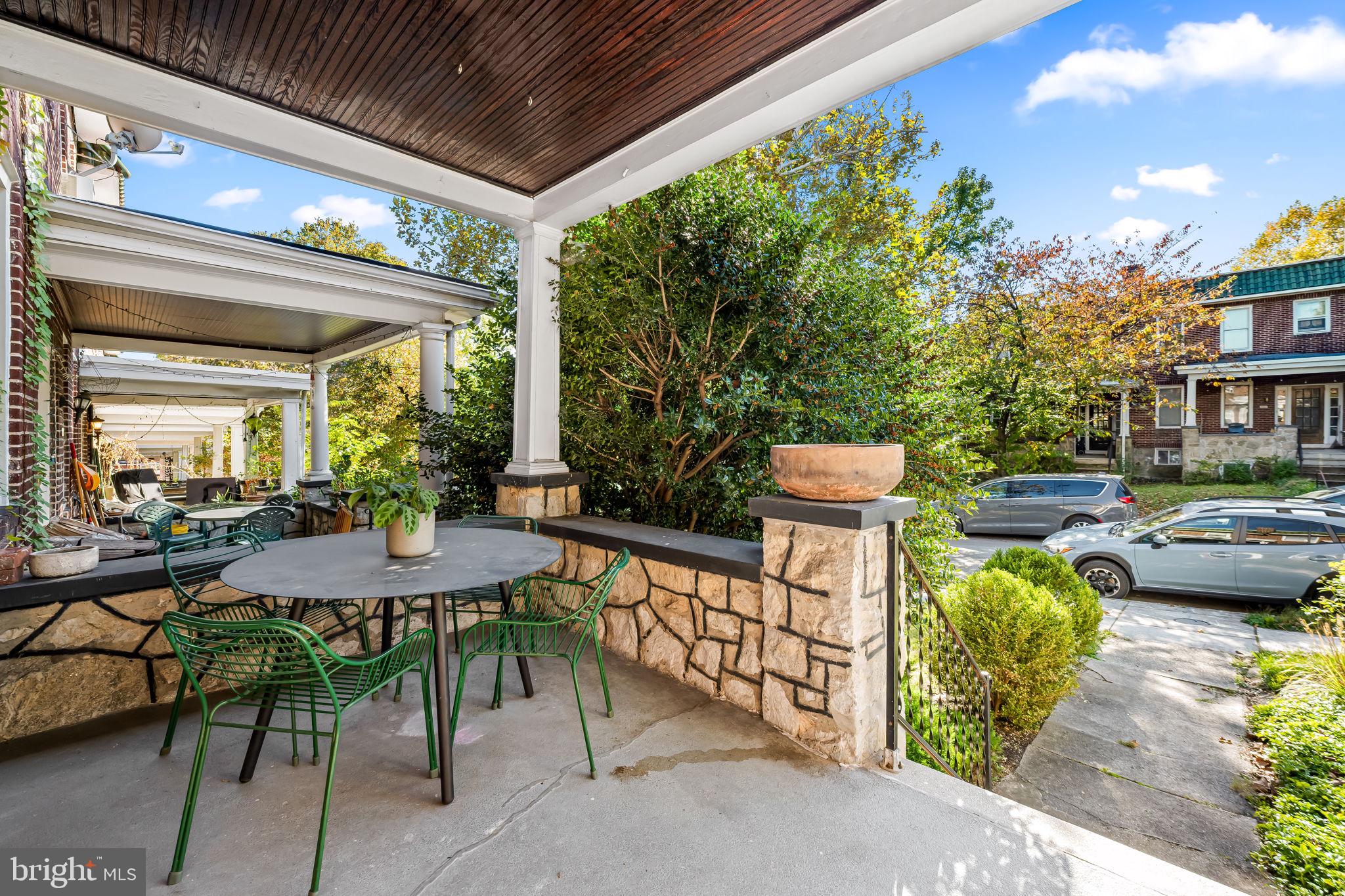 2917 CRESMONT AVENUE