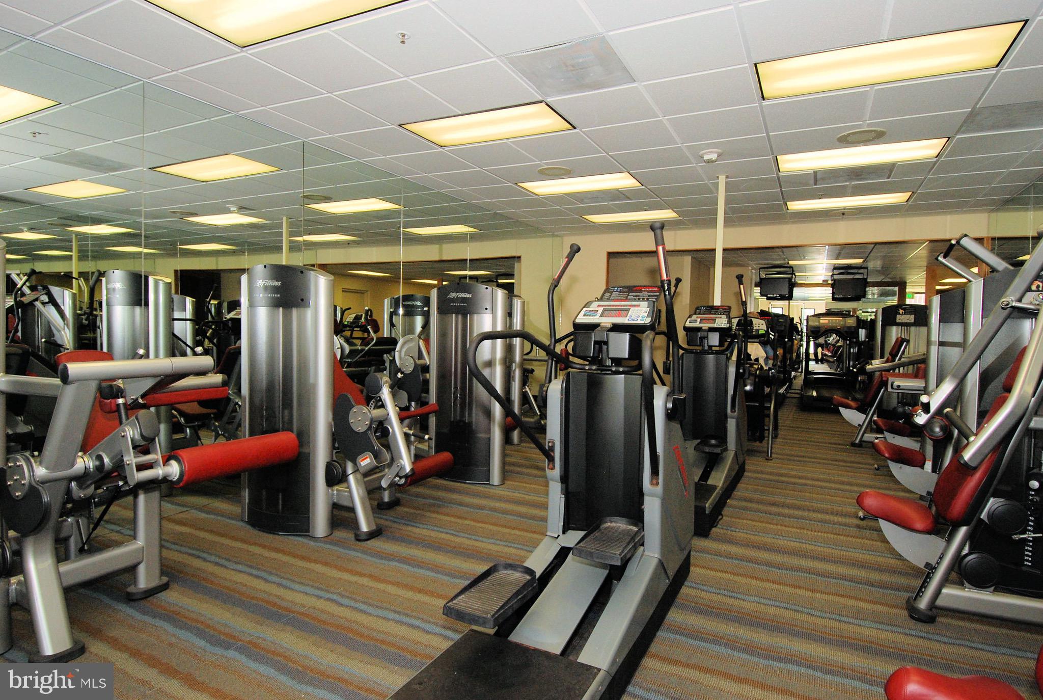 10 E LEE STREET 1103