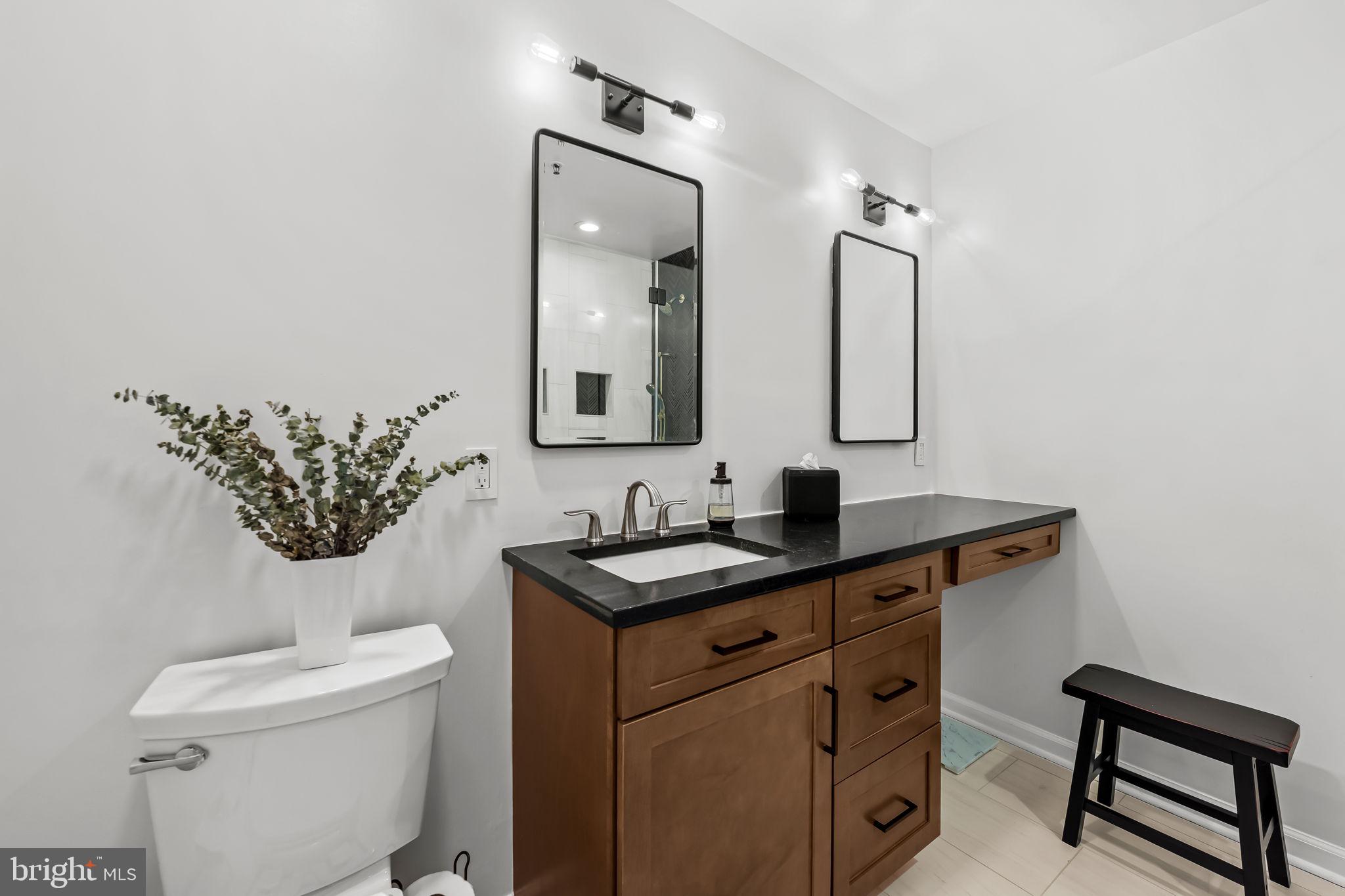 10 E LEE STREET 1103