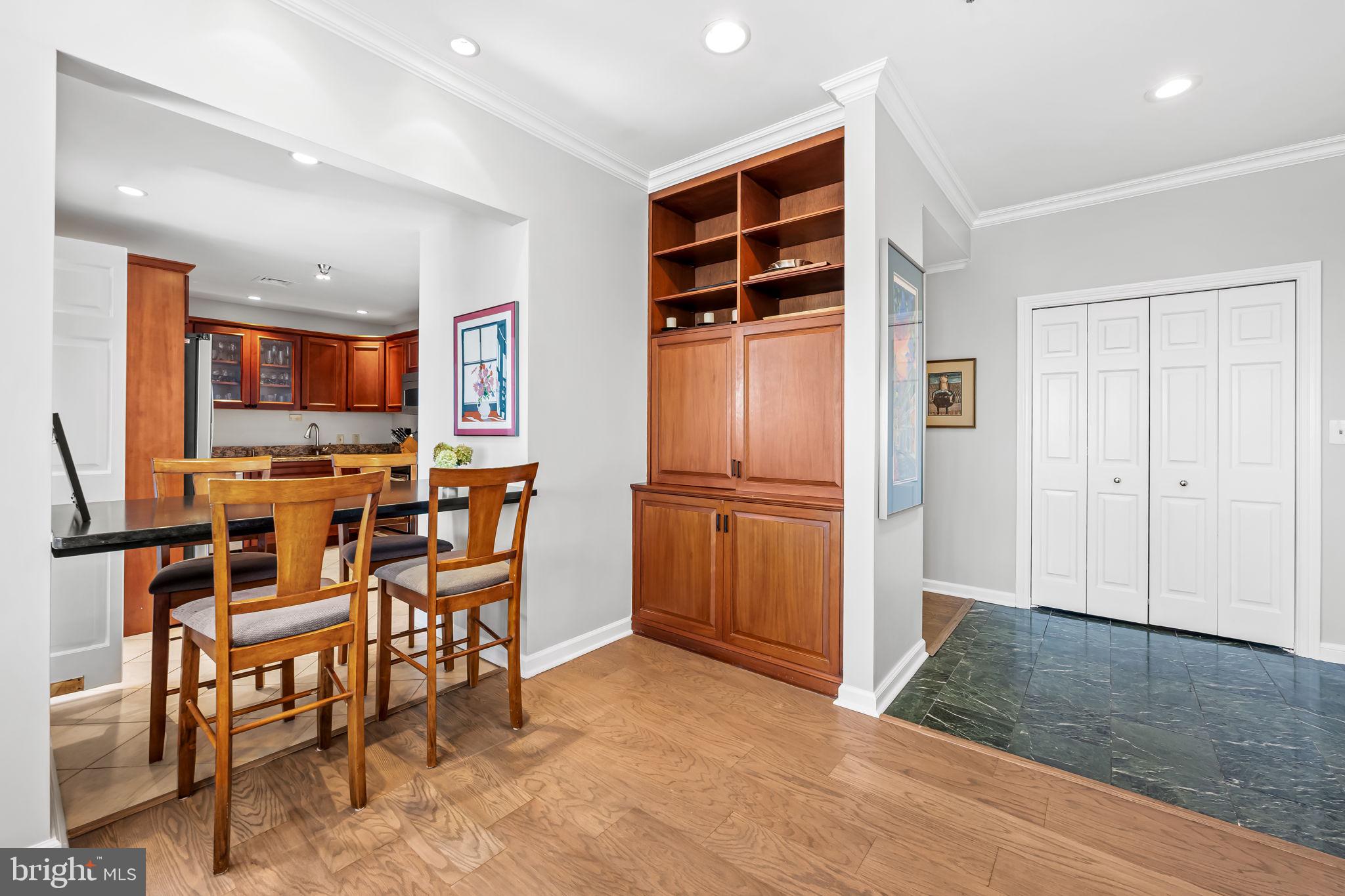 10 E LEE STREET 1103