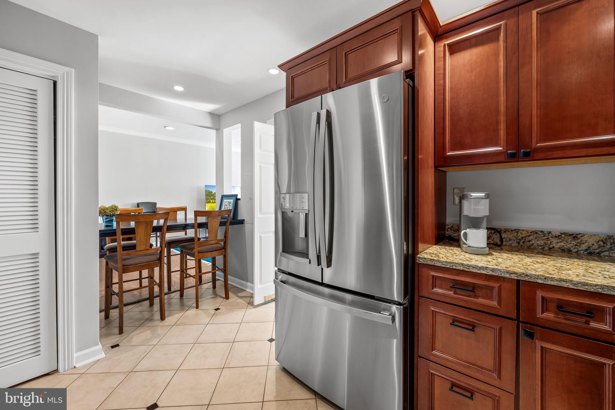 10 E LEE STREET 1103
