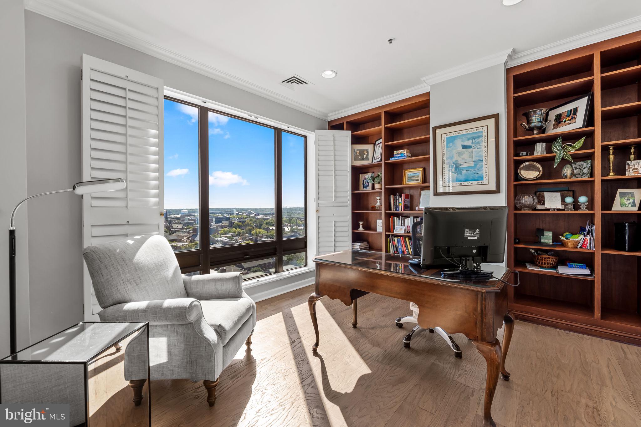 10 E LEE STREET 1103
