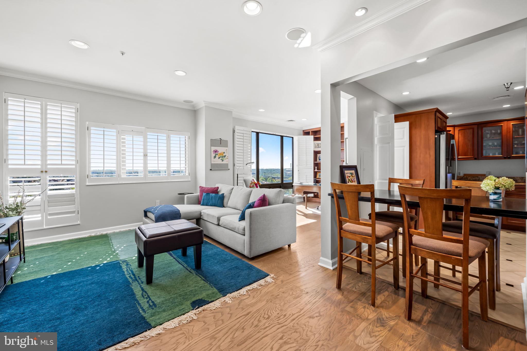 10 E LEE STREET 1103