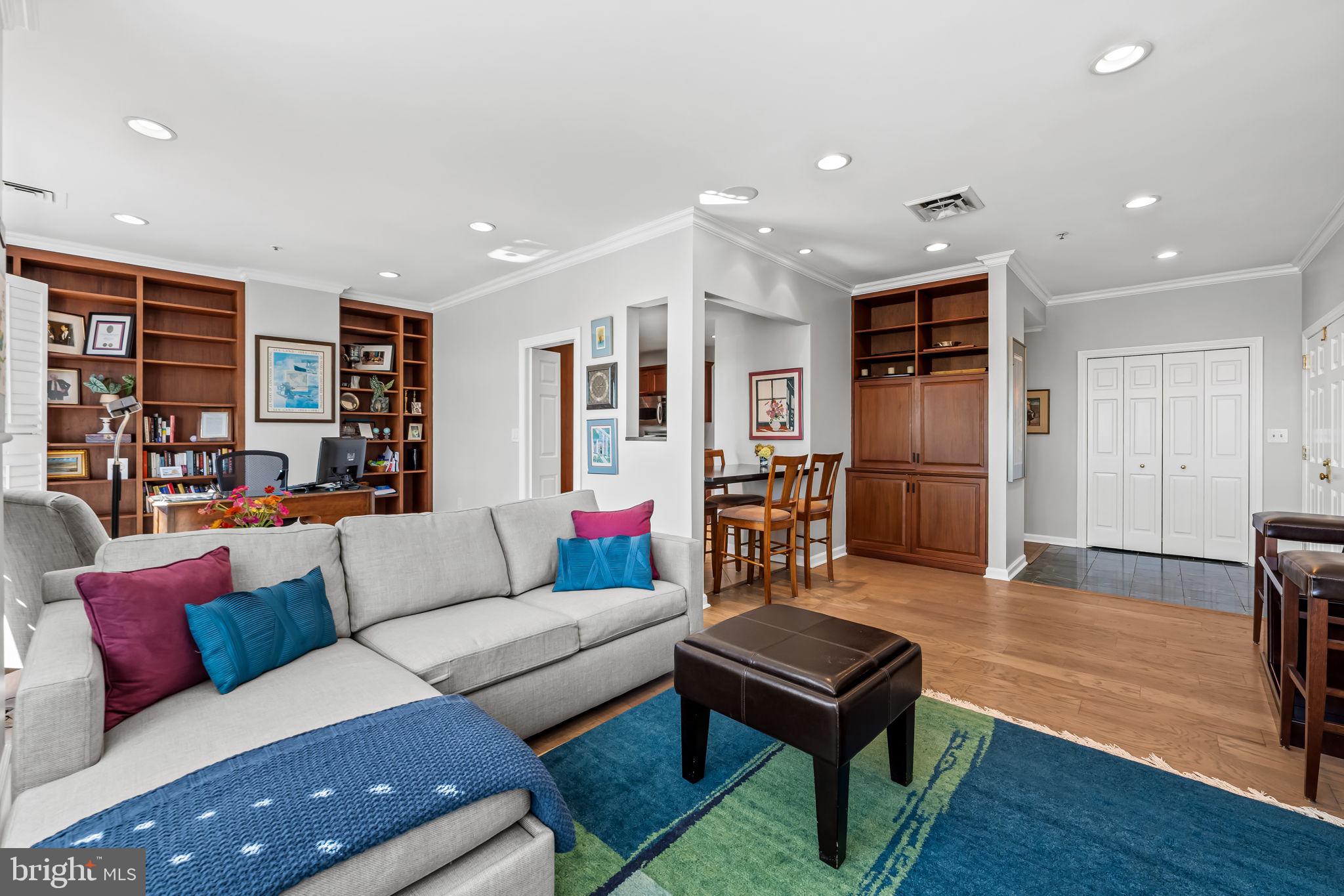 10 E LEE STREET 1103