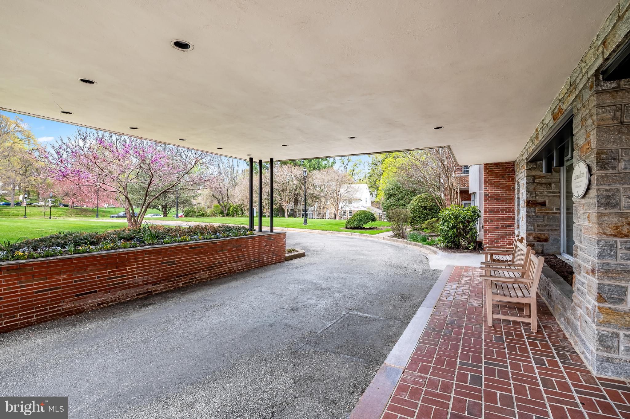 3601 GREENWAY 707