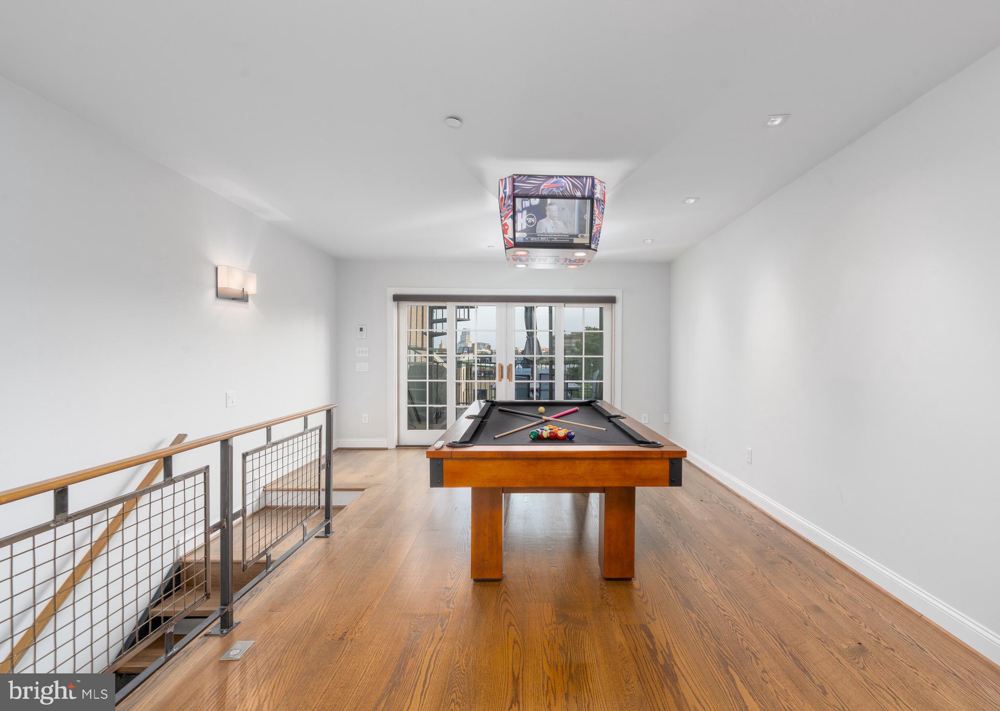 1735 ALICEANNA STREET