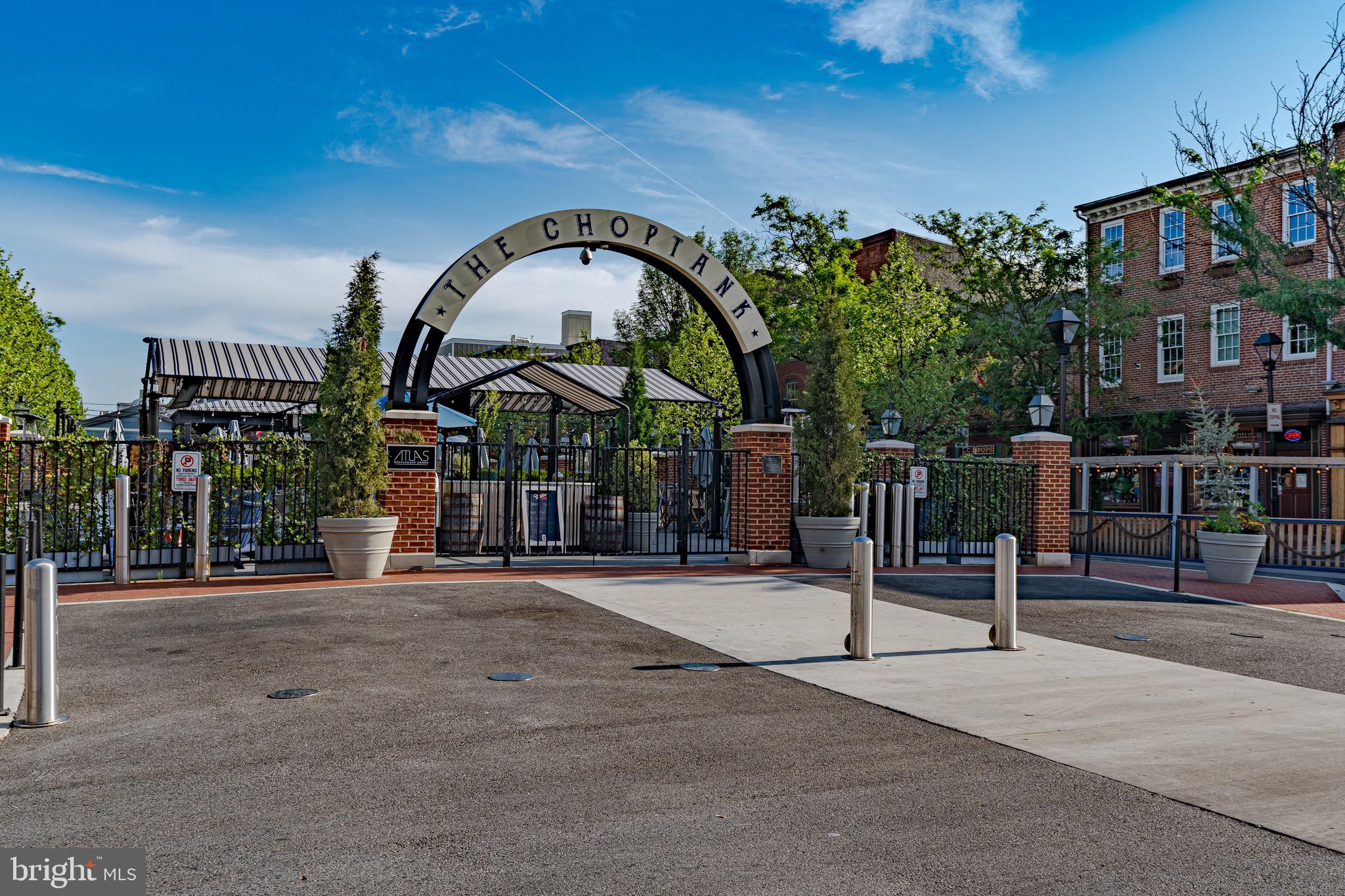 1735 ALICEANNA STREET