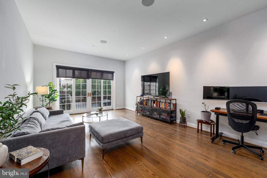 1735 ALICEANNA STREET