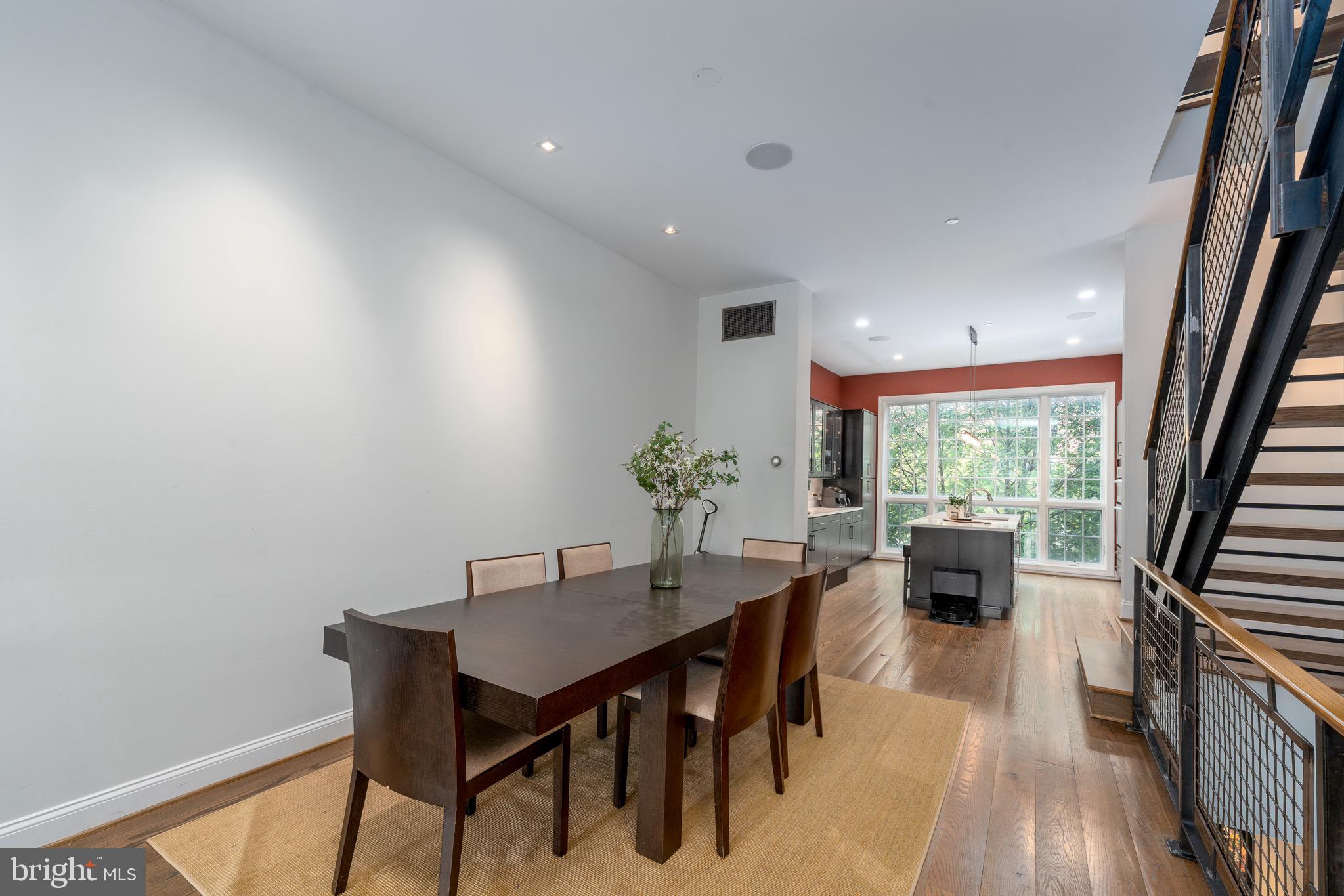 1735 ALICEANNA STREET