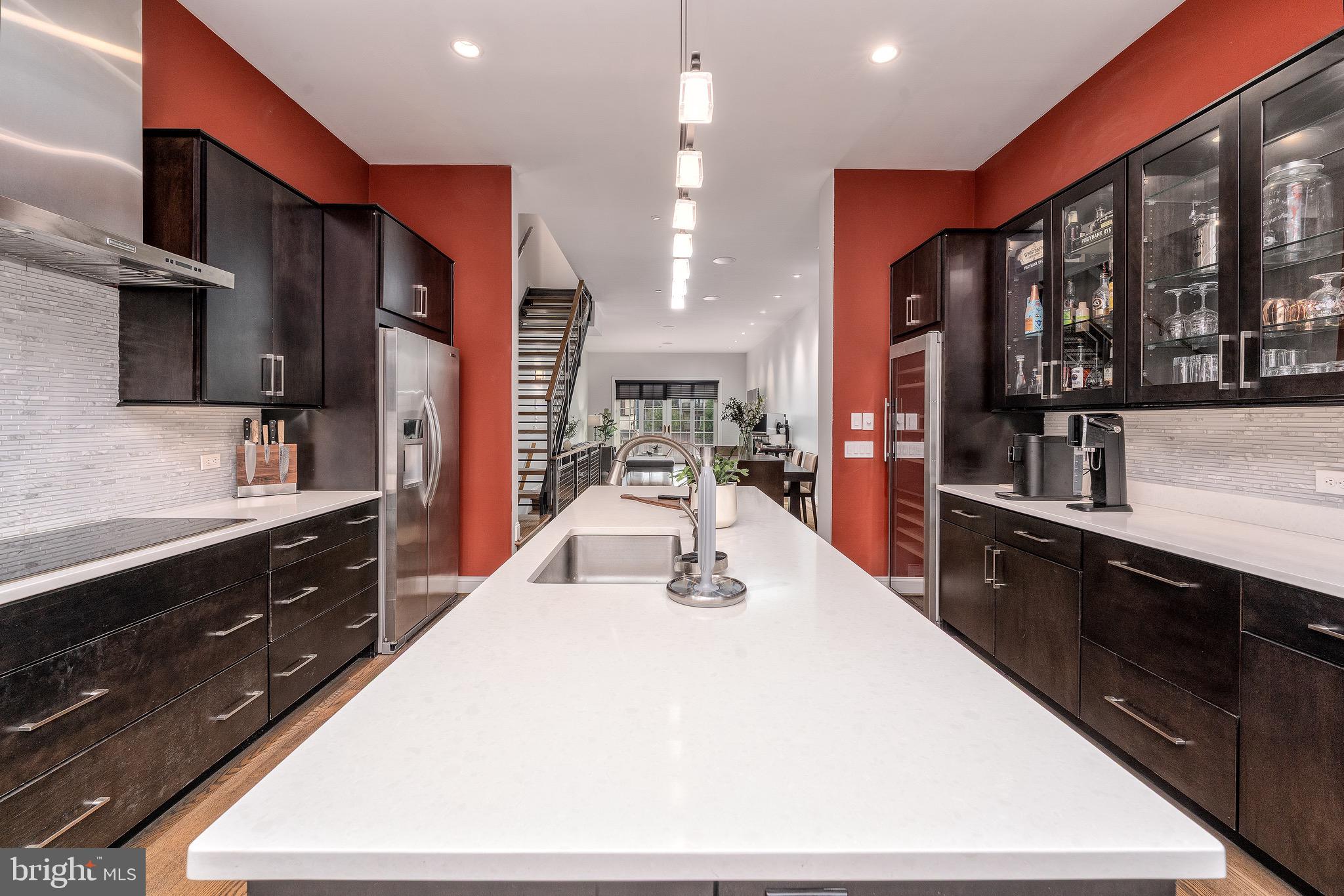 1735 ALICEANNA STREET