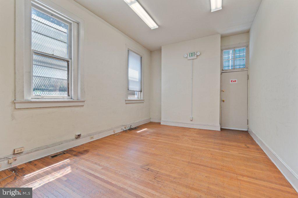 1118 SAINT PAUL STREET 11