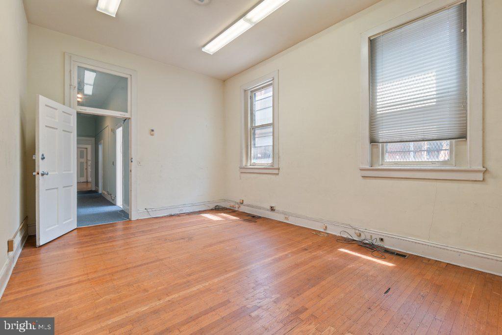 1118 SAINT PAUL STREET 11