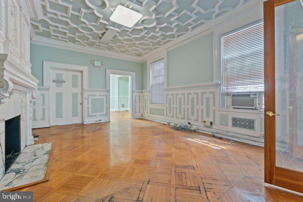 1118 SAINT PAUL STREET 11