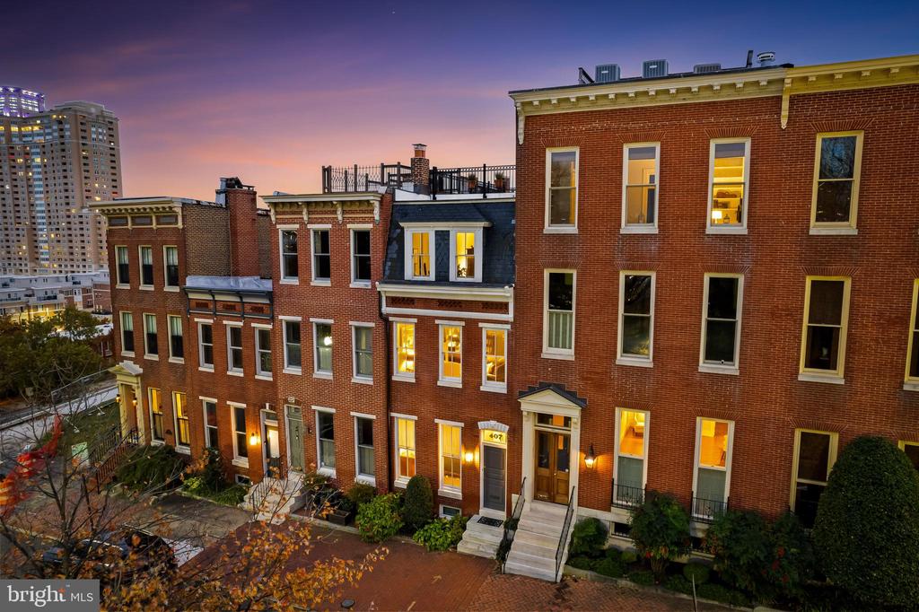 407 WARREN