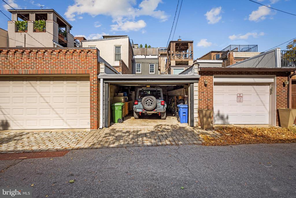 407 WARREN