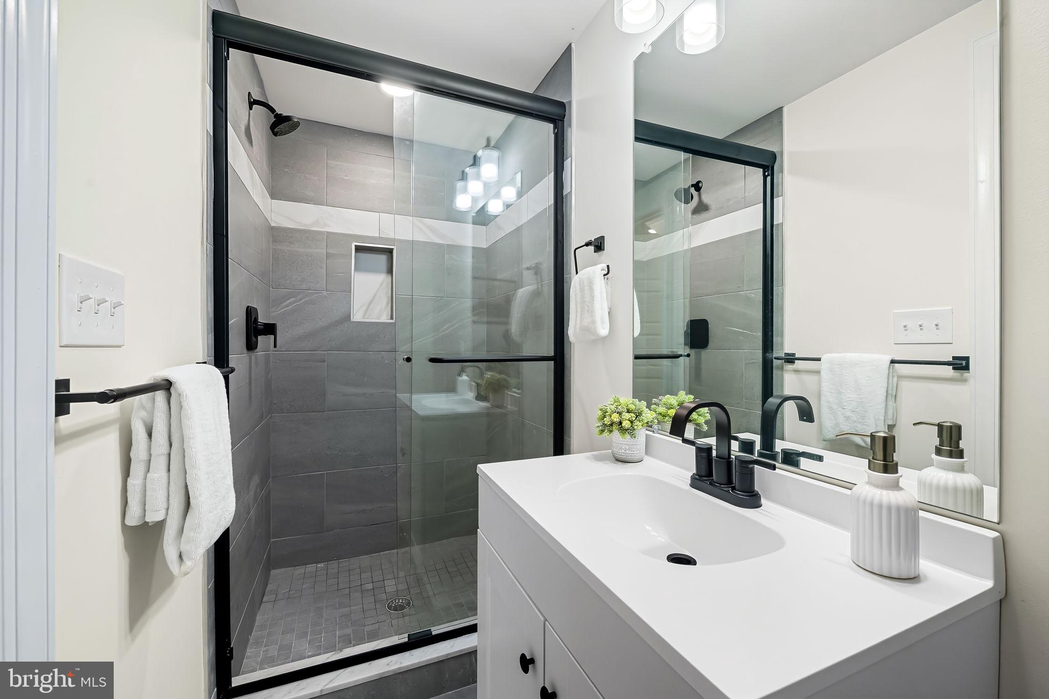 1724 S HANOVER STREET