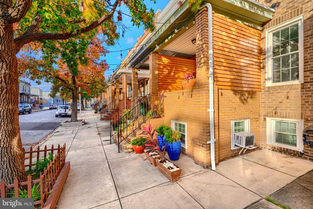 627 GRUNDY STREET