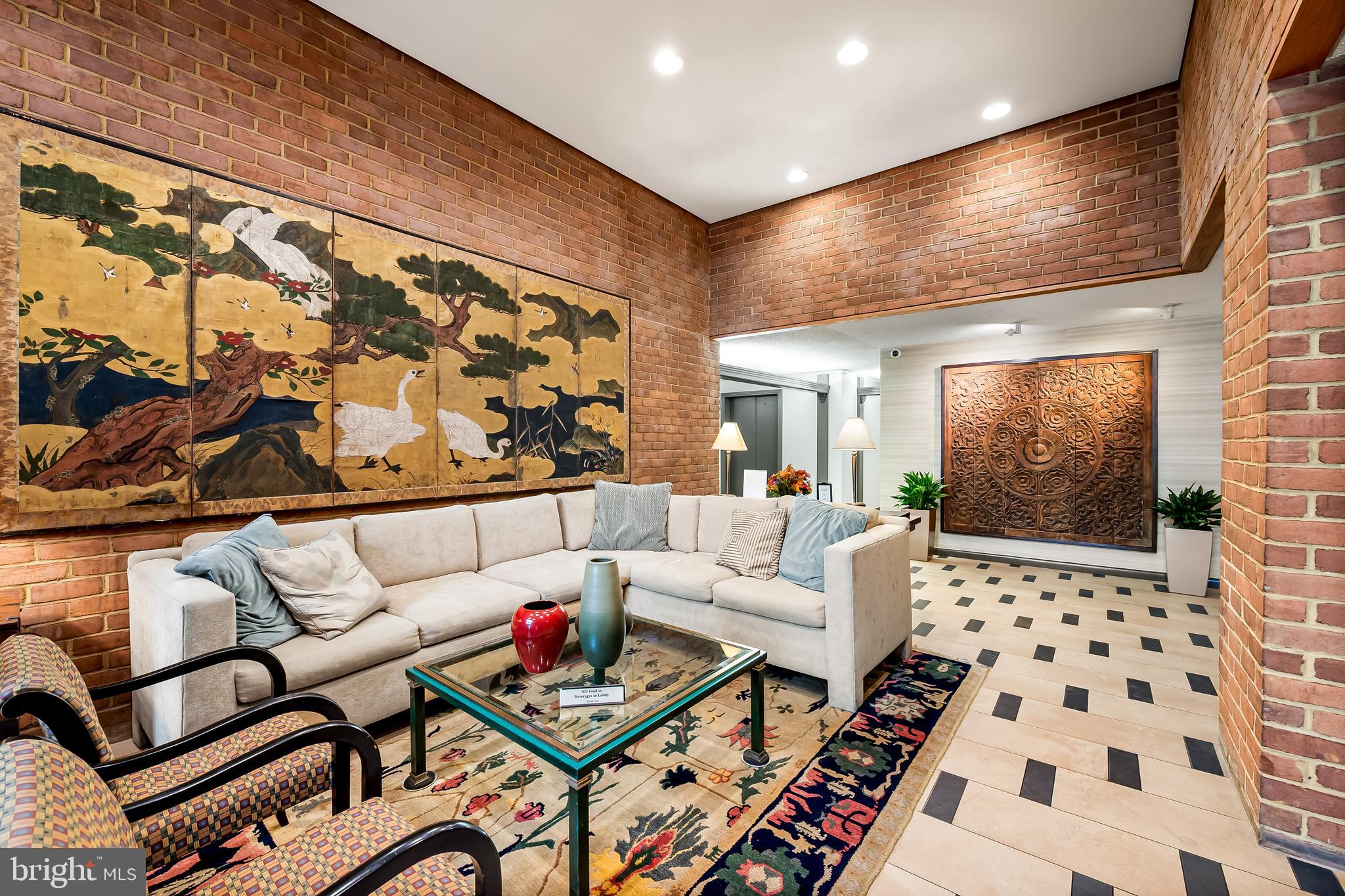 111 HAMLET HILL ROAD 1113