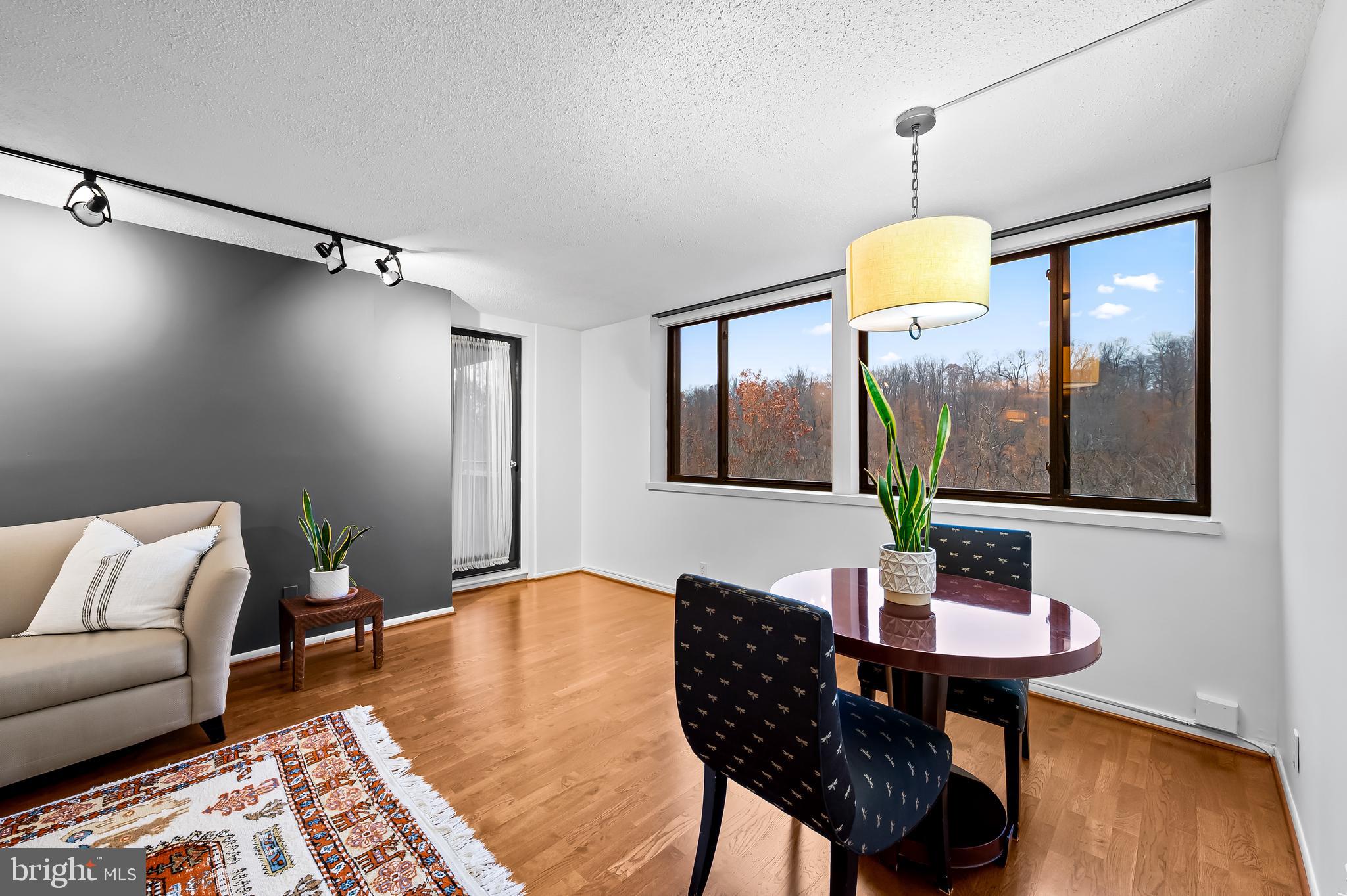 111 HAMLET HILL ROAD 1113