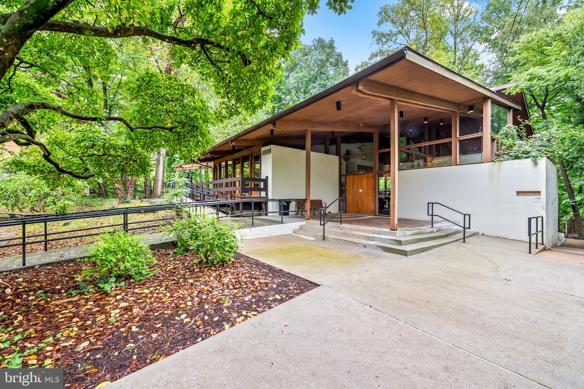 111 HAMLET HILL ROAD 1113